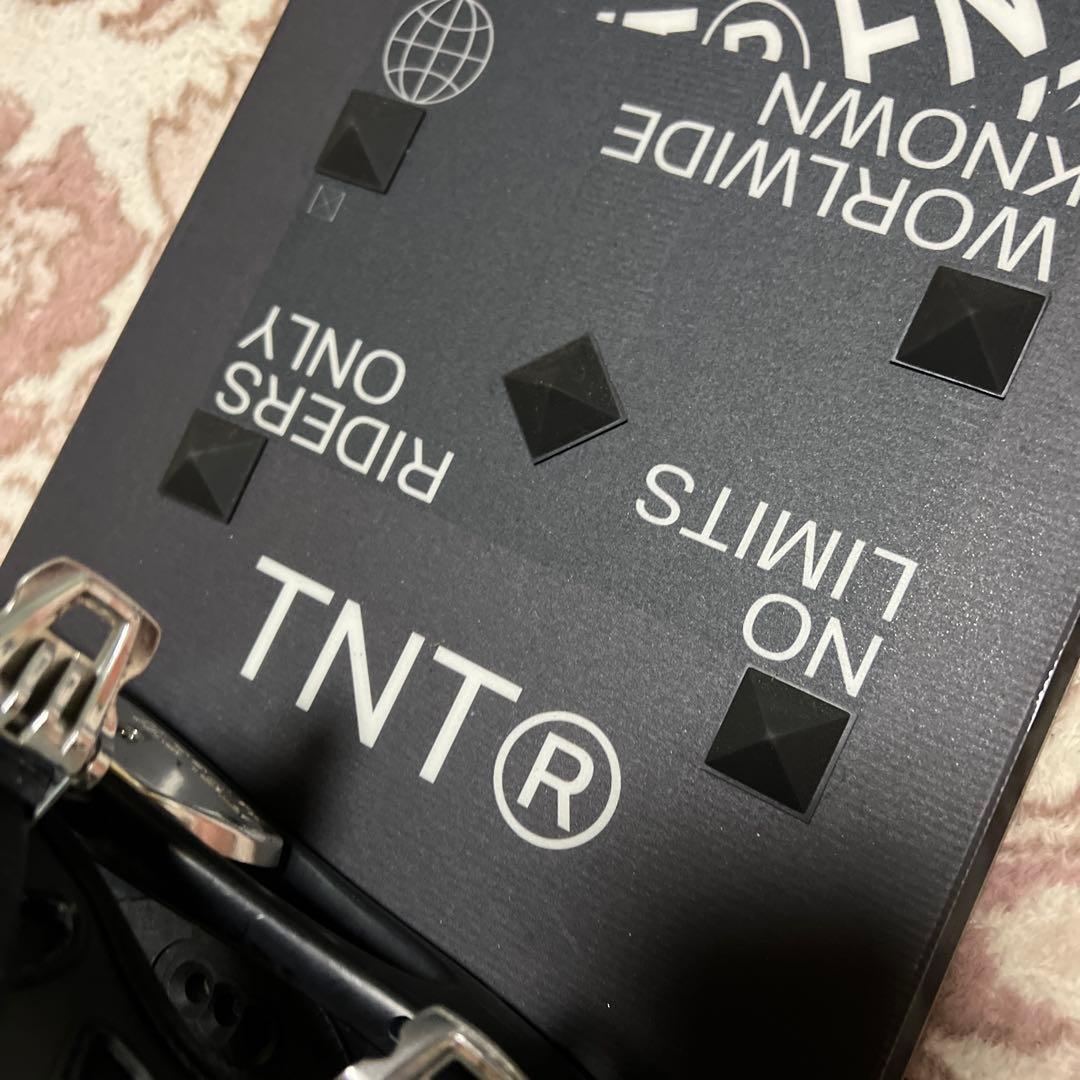 美品 FNTC TNT R 157cm バイン付 スノーボードセット グラトリ