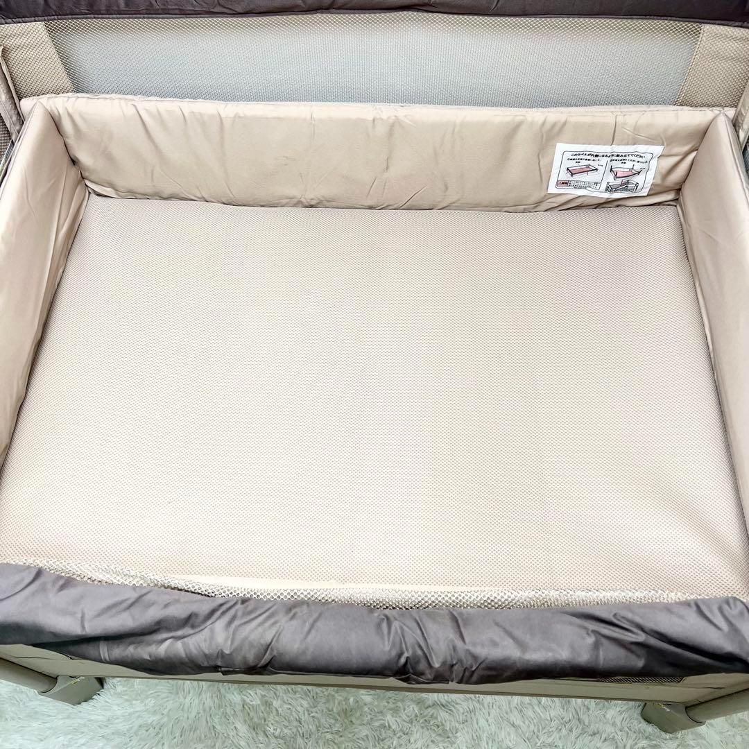 極美品 Aprica ココネルエアー ベビーベッド 折りたたみ 66047