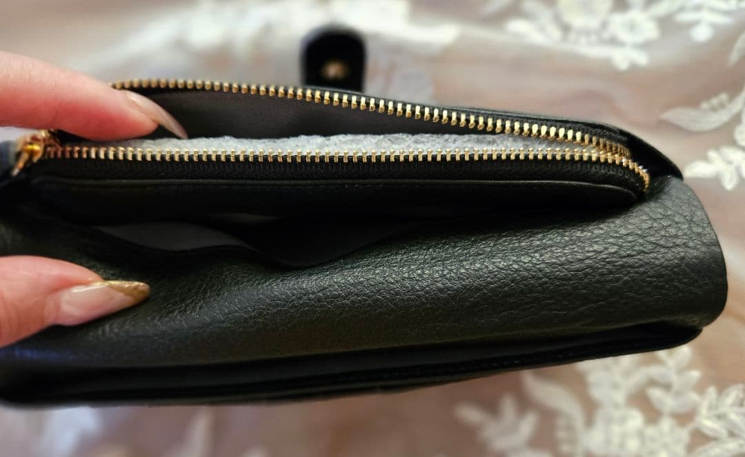 ともちゃん☆niko and ニコアンド レザーウォレット 牛革 長財布