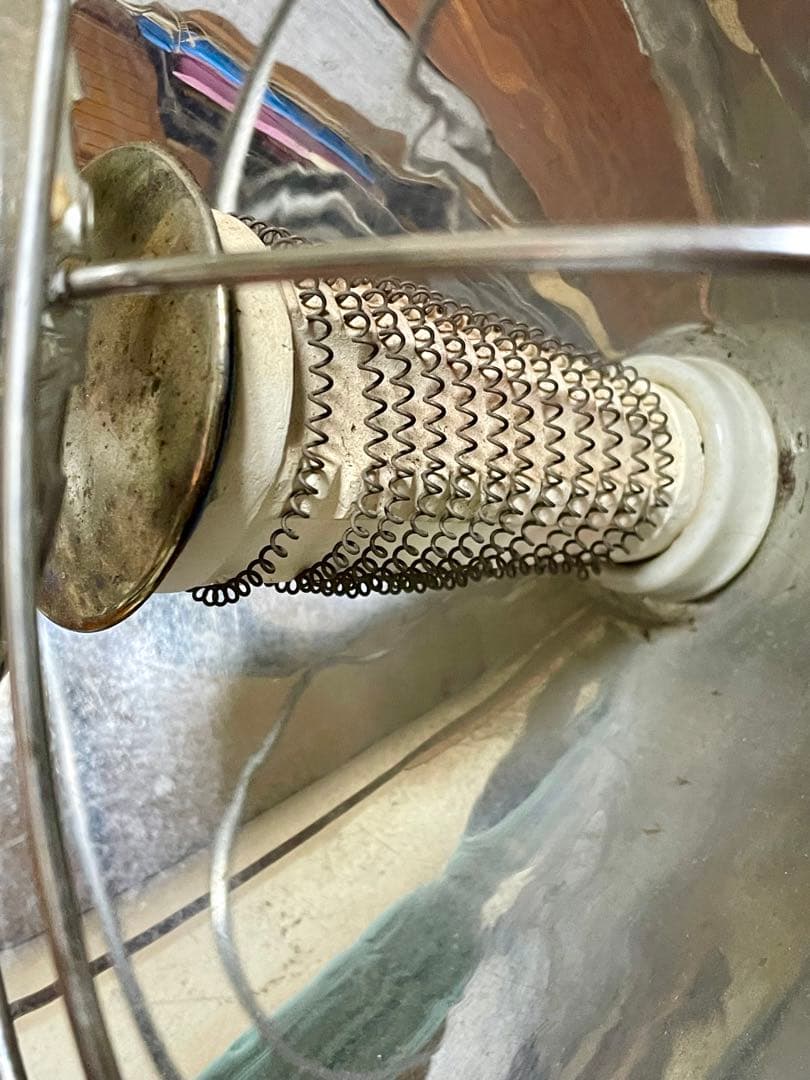 昭和レトロ　貴重品　東京芝浦電気株式会社　東芝　可愛い電気ストーブ　丸形　赤