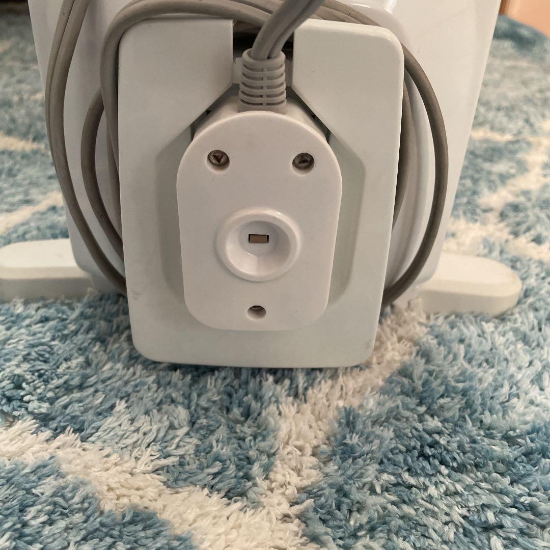 送料込デロンギオイルヒーター気持ちのいい暖かさ　安心安全あったかい　ECOモード