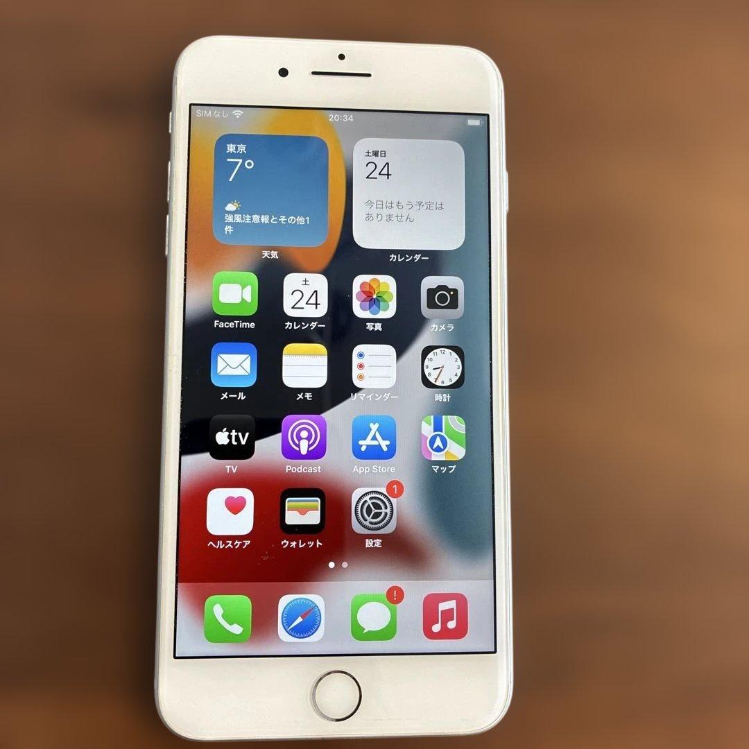 iPhone 8 Plus SIMフリー シルバー64GB 本体のみ