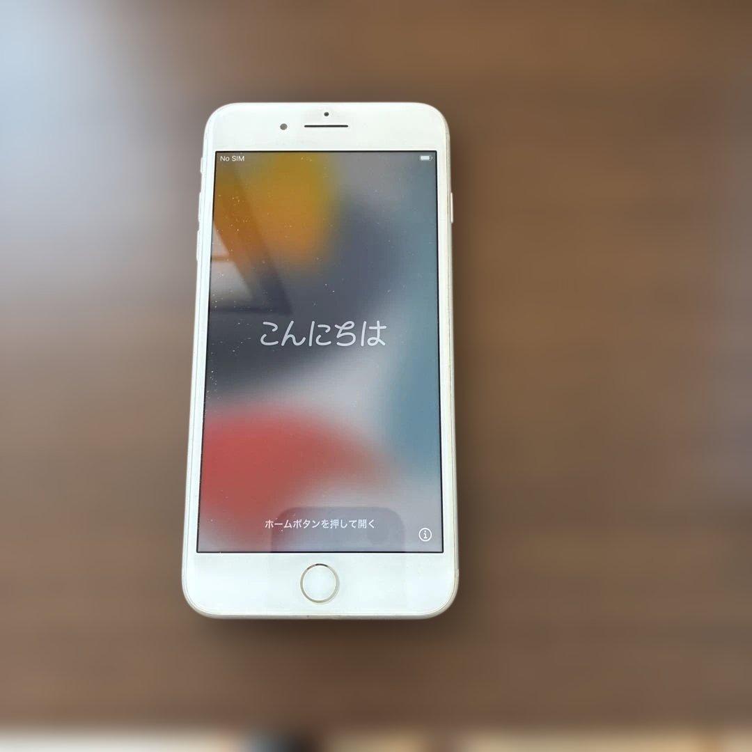 iPhone 8 Plus SIMフリー シルバー64GB 本体のみ