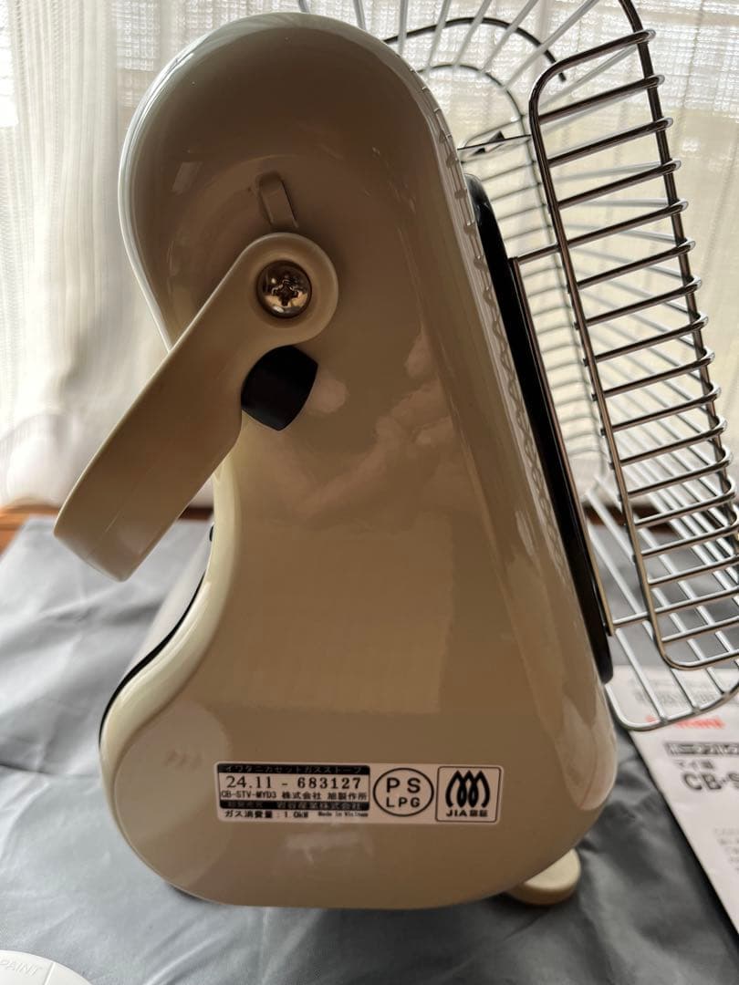 ほぼ新品マイ暖イワタニCB-STV-MYD3ガスストーブ、一酸化炭素チェッカー