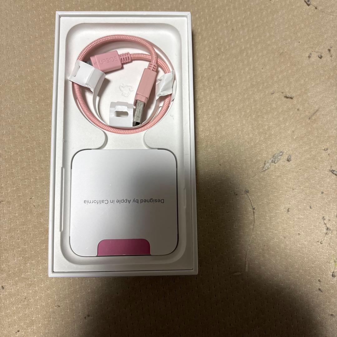 iPhone SE128G第3世代