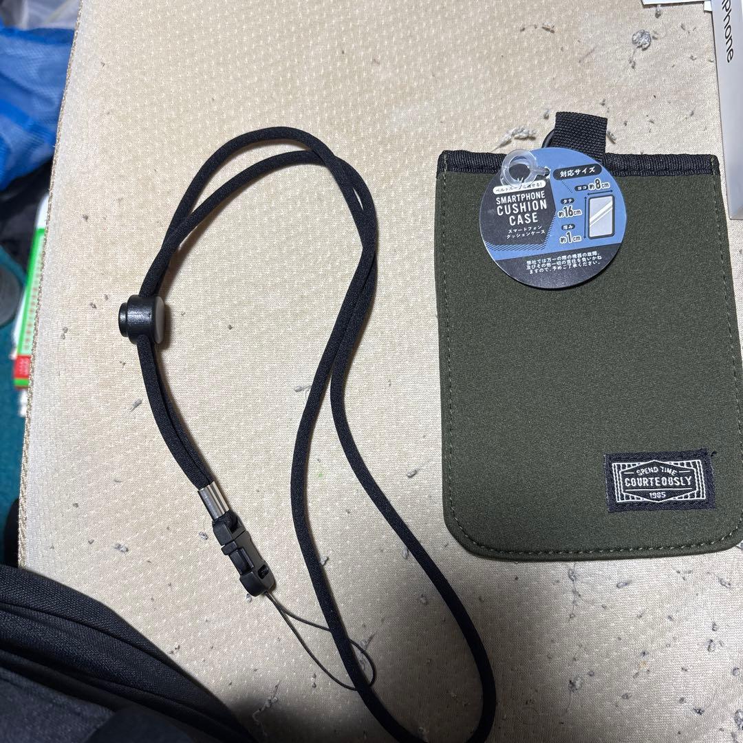 iPhone SE128G第3世代