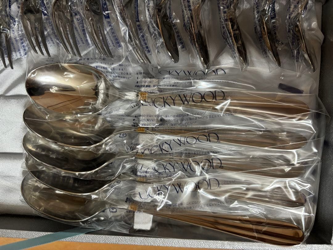 ラッキーウッド　サントラル金彩　カトラリーセット（25本:5種✕5本）