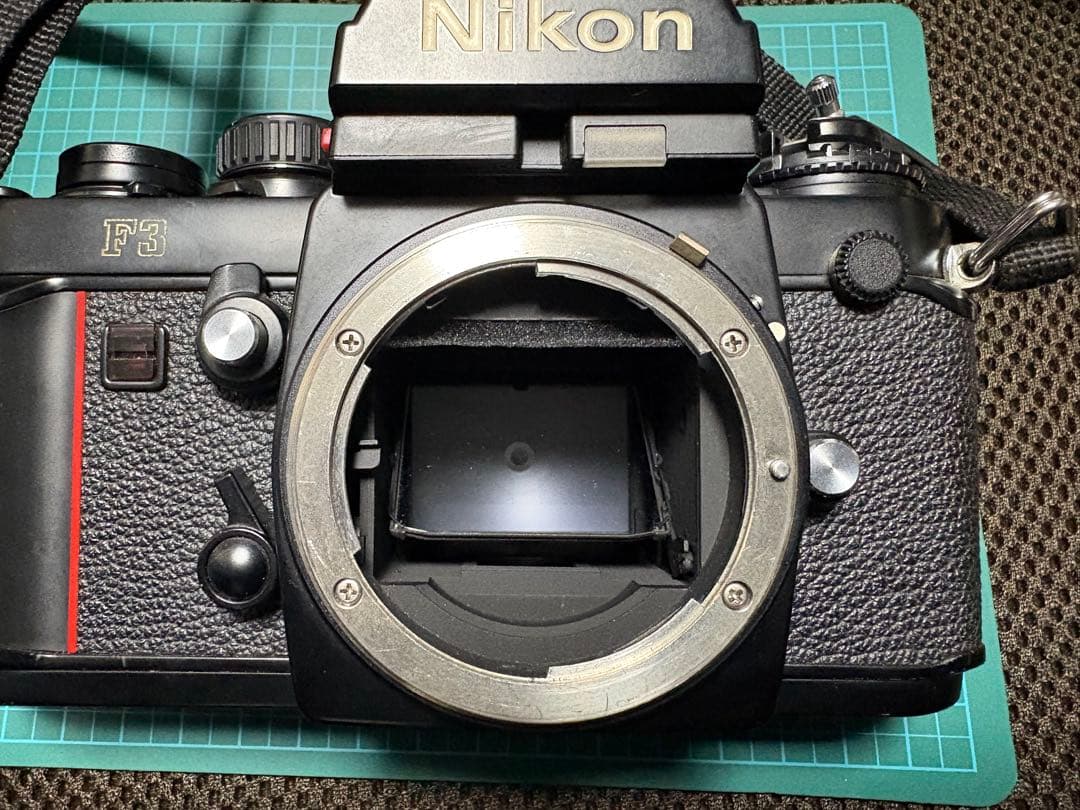 Nikon F3 ニコン F3 本体＆モータードライブ&単焦点レンズ×2 セット