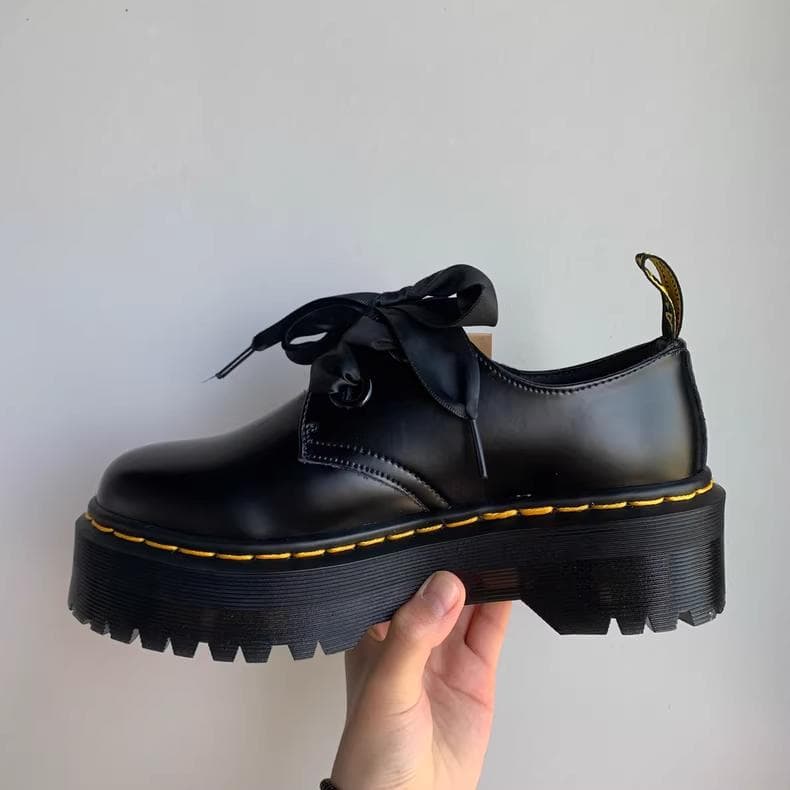 Dr.martens 厚底 2穴 ローカット マーチンブーツ レディース