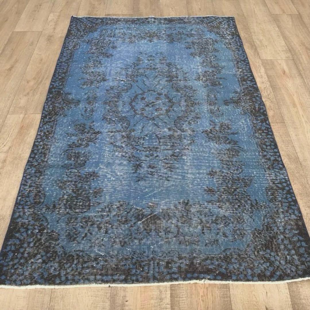 くすみスカイブルー　ヴィンテージラグ　オーバーダイ　トルコラグ