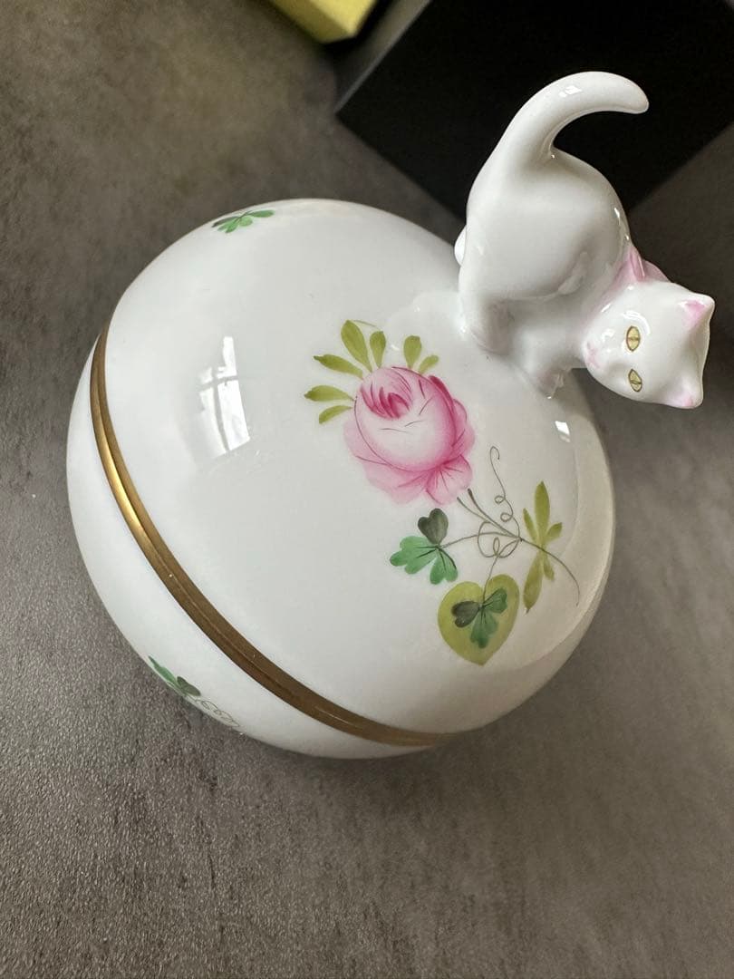 ヘレンド ラウンドボックス小物入れ 手描き ミルフルール ボンボニエール