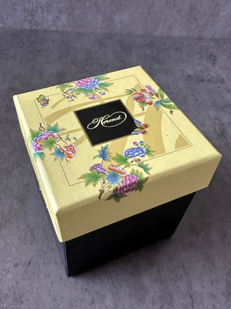 ヘレンド ラウンドボックス小物入れ 手描き ミルフルール ボンボニエール