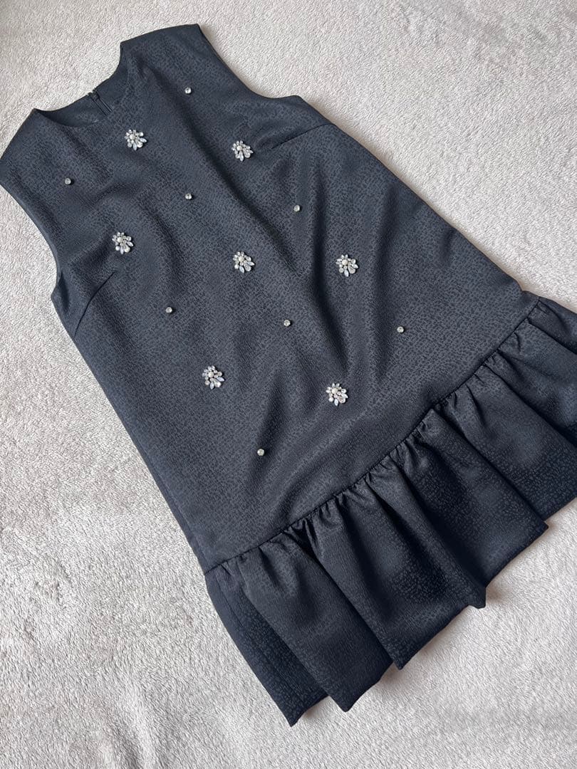 極美品 Rirandture リランドチュール ビジューミニワンピース 黒 M