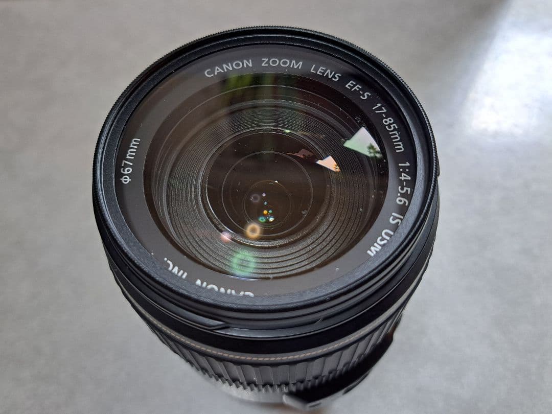 Canon EF 50mm f/1.8 II と標準ズームセット