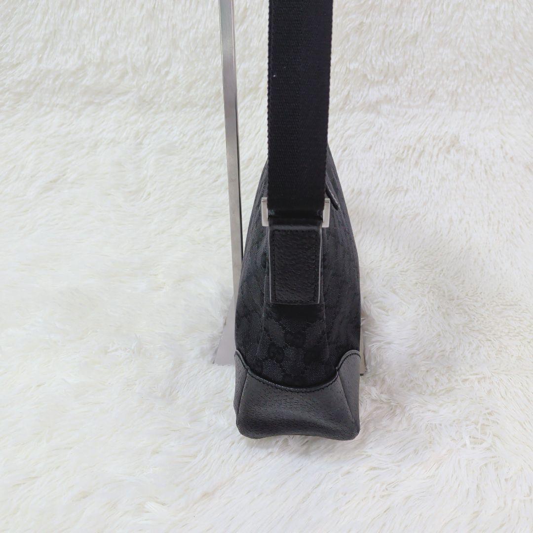【✨美品✨】グッチ ショルダーバッグ GGキャンバス ブラック
