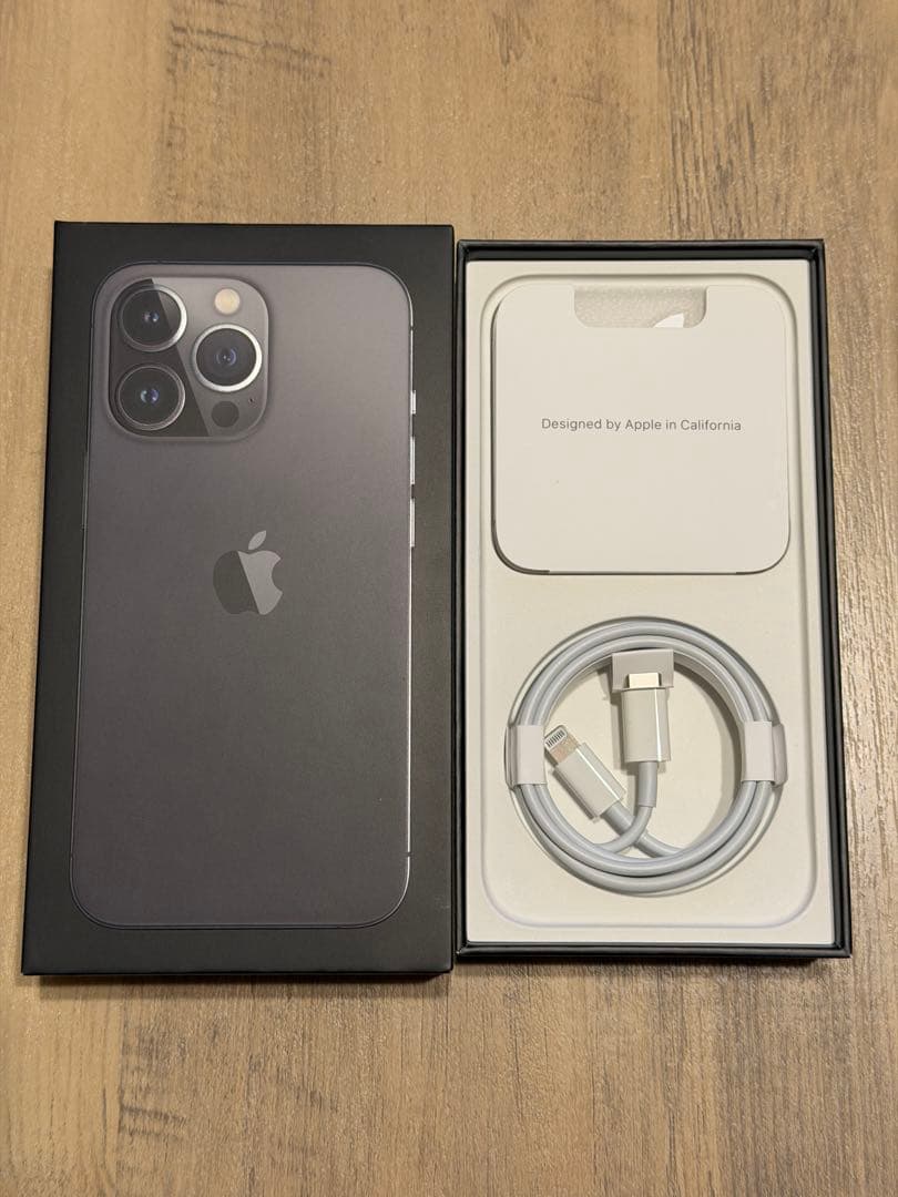 美品！ iPhone13Pro 1TB グラファイト おまけ付き