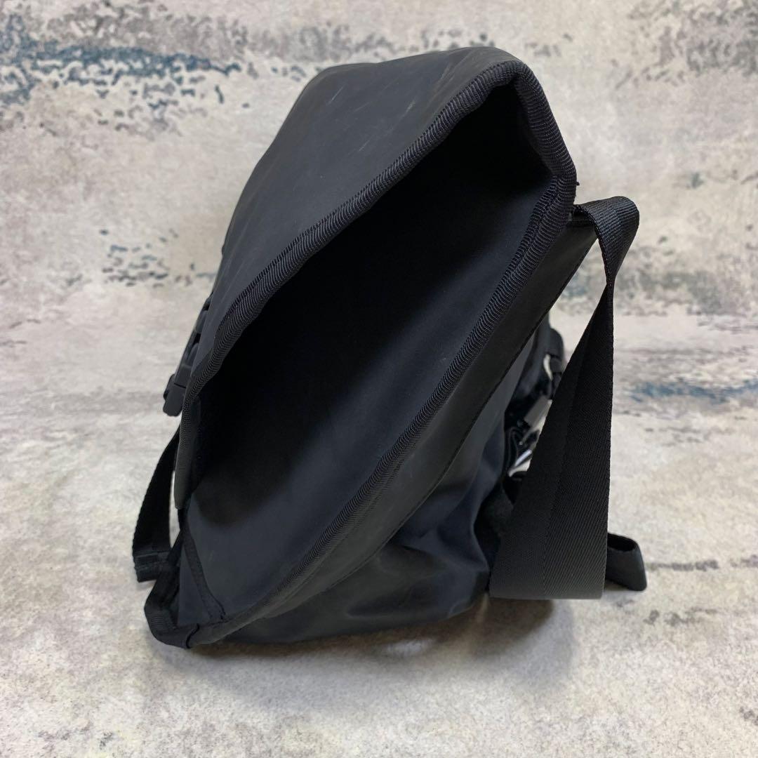 旧モデル CHROME CITIZEN BLCKCHRM メッセンジャーバッグ