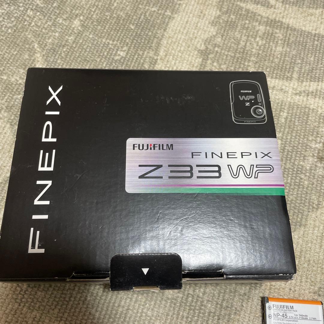 防水コンパクトデジカメ　Fujifilm FinePix Z33WP ピンク