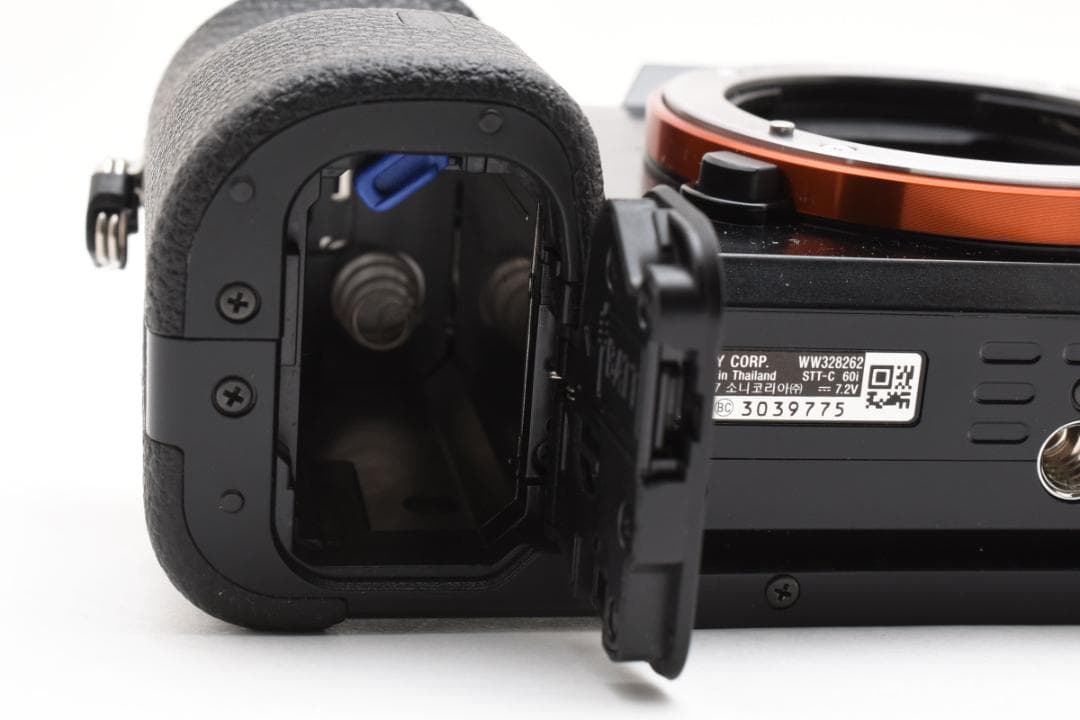 ■ 美品 ■ ソニー　SONY α7 ILCE-7 ボディ