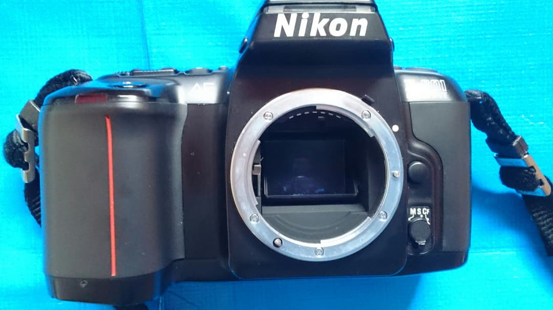 レトロ フイルムカメラ ニコン