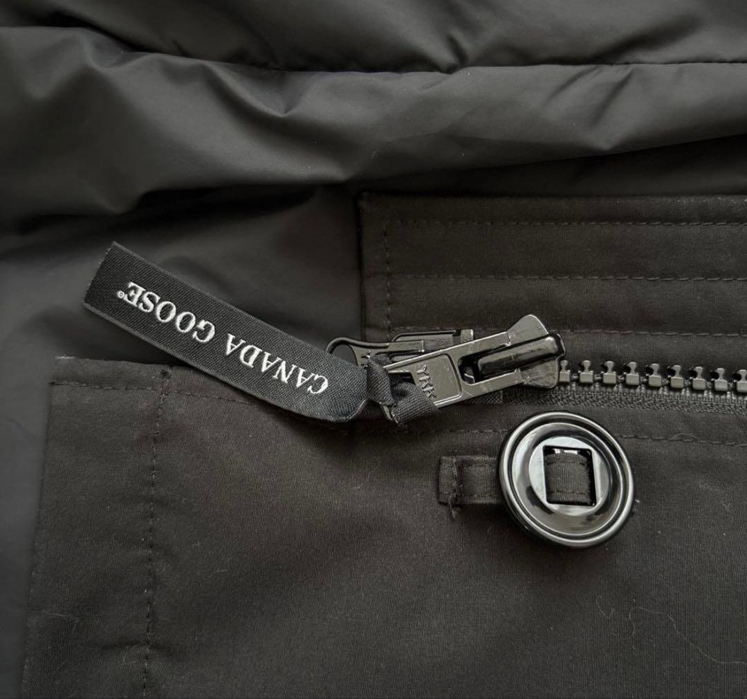 ブラック ダウンジャケット　カナダグース　ロスクレア　Sサイズ