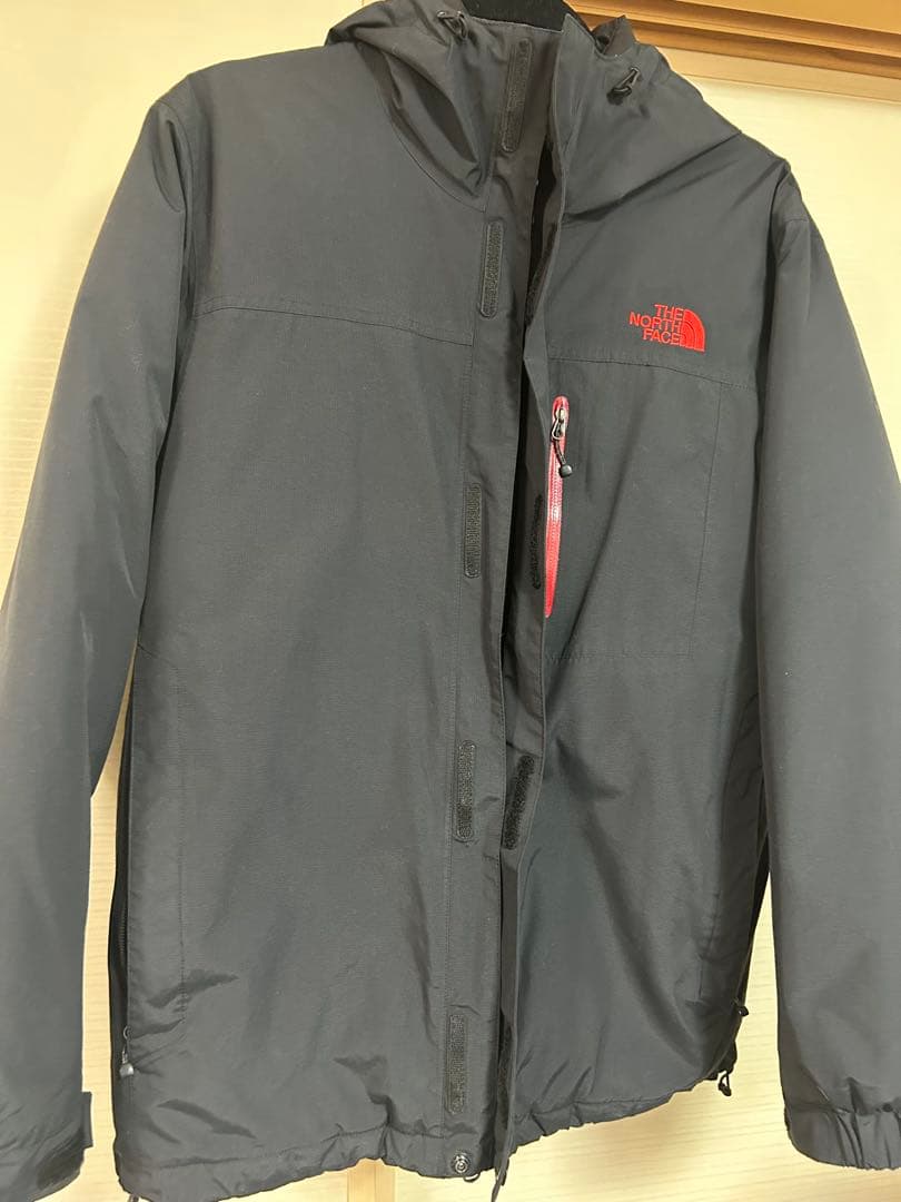 ノースフェイス　マウンテンジャケット　インナーダウン付き　ゼウストリクライメイト