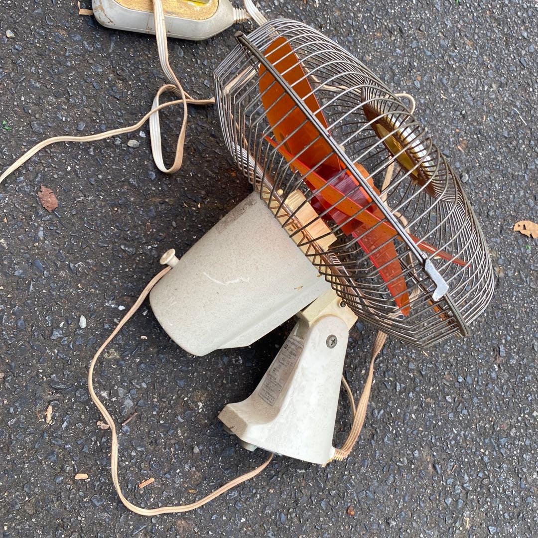 National 壁掛け扇風機 オレンジ色 リモコン付き　昭和レトロポップ