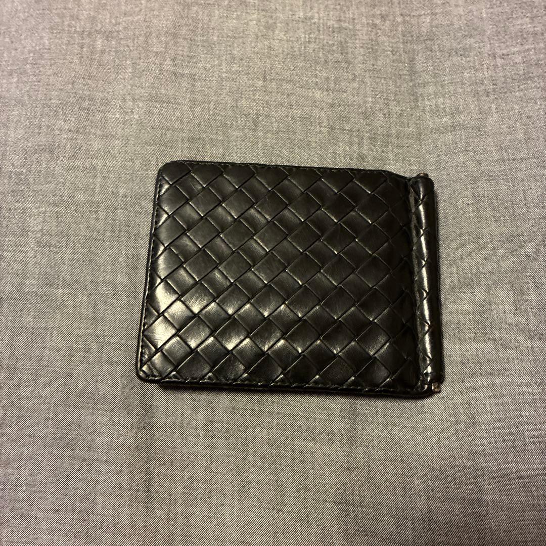 ボッテガベネタ、ブラックレザー マネークリップ 編み込みデザイン