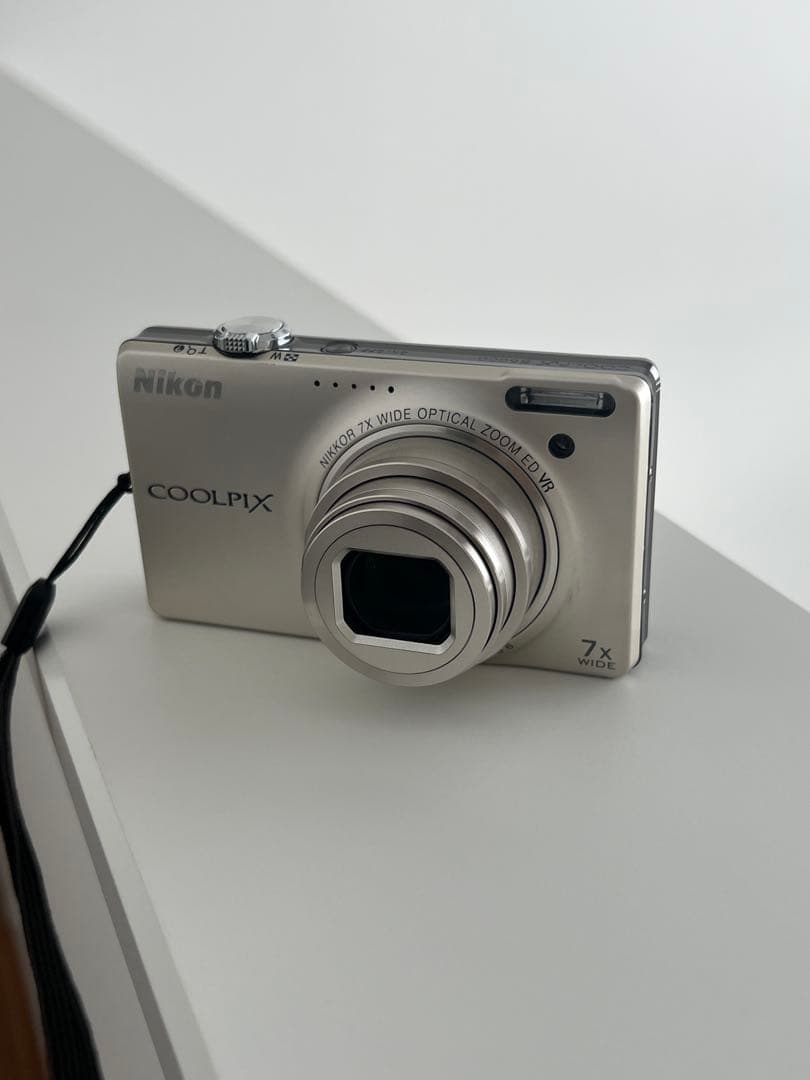 デジタルカメラ Nikon coolpix s6000
