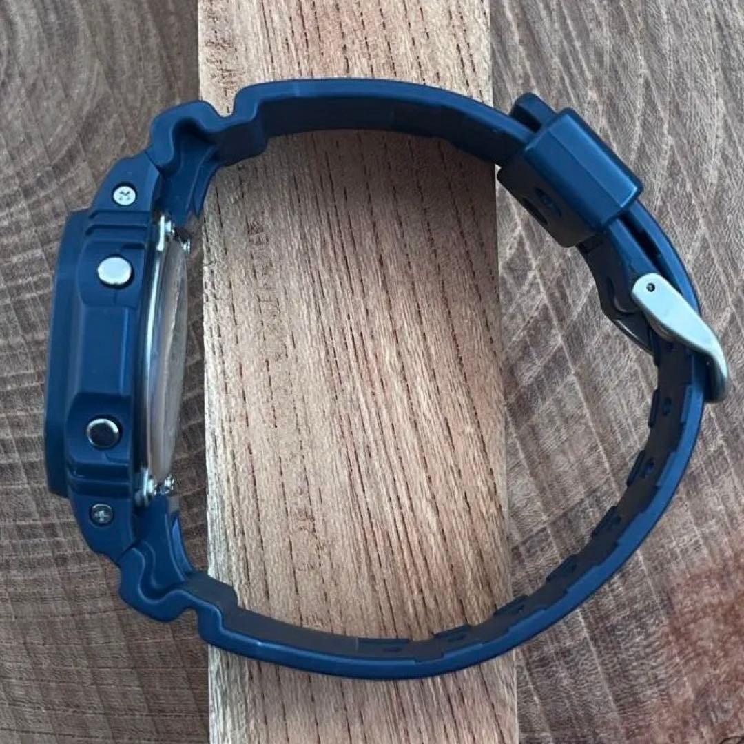 CASIO G-SHOCK GW-M5610NV 電波ソーラー デジタル