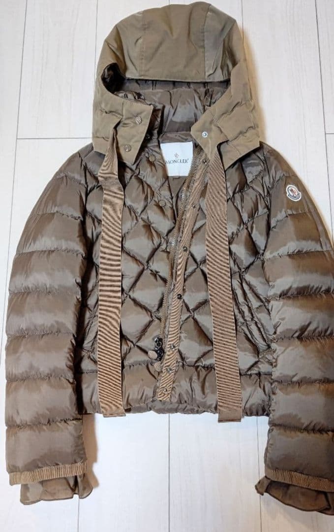 【ゆゆ】モンクレール ☆クリーニング済☆ 希少MONCLER ダウンジャケ