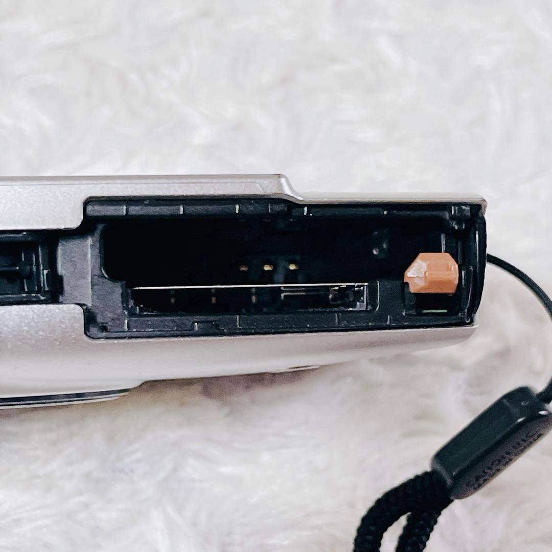 【極美品】Canon IXY 640 シルバー デジカメ 付属品あり