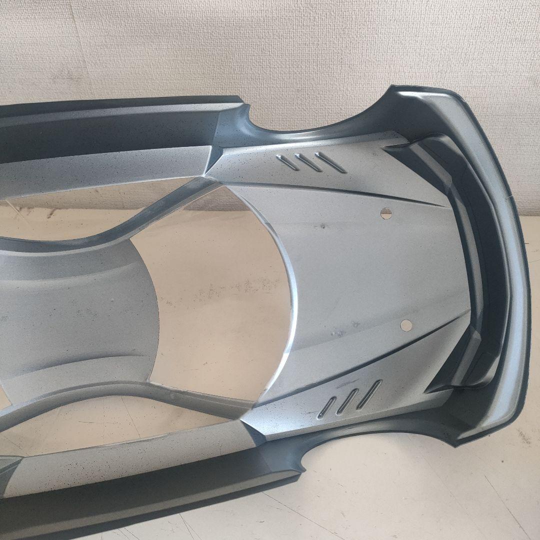 タミヤTA07シャーシ、モーター、ライキリボディ付き