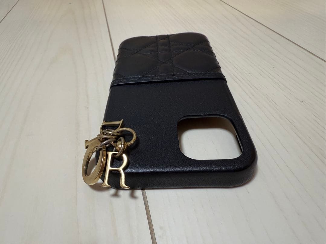 [専用papikoさん]Dior ブラック iPhoneケース チャーム付き
