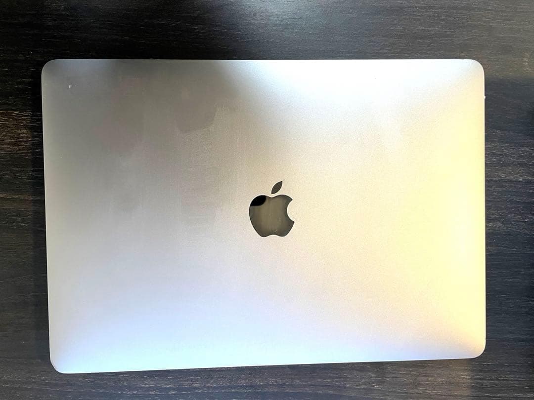 MacBook Air 本体 シルバー 8GB 256GB 箱付き