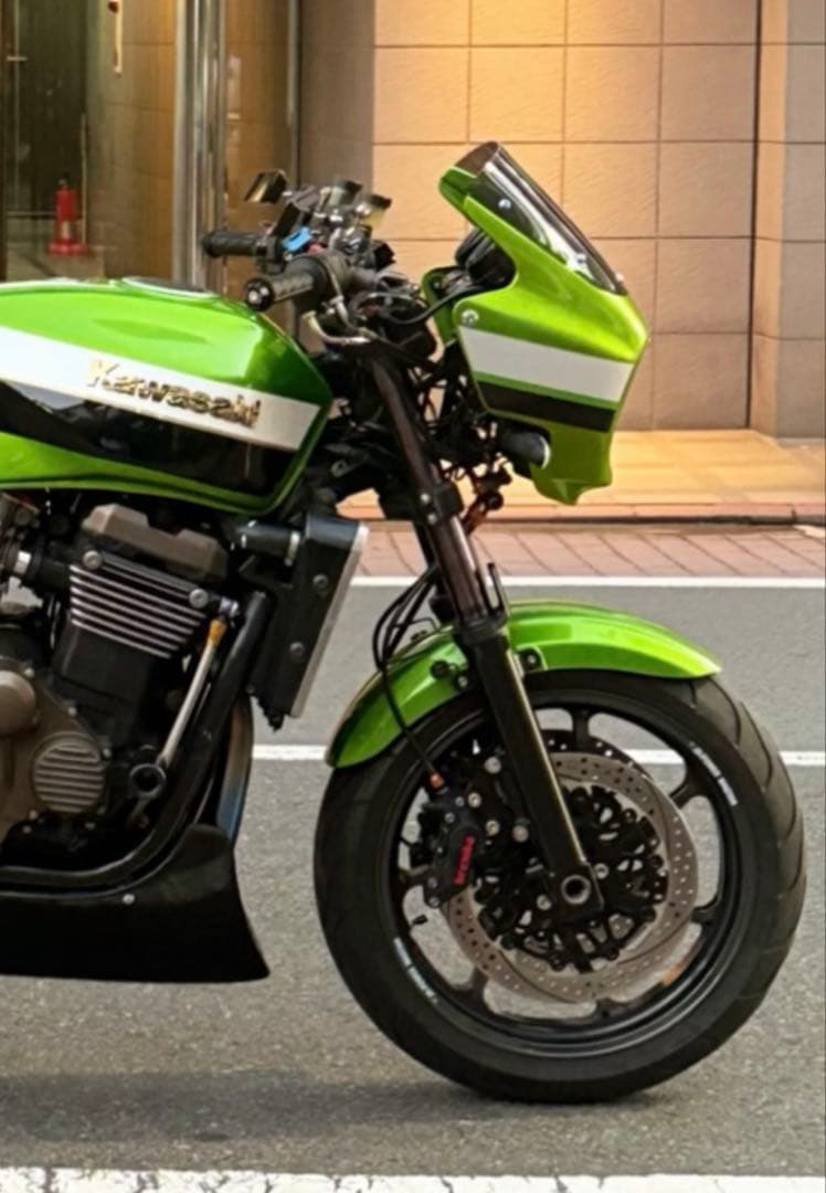 ワンオフZRX1100.1200R フレームマウント
