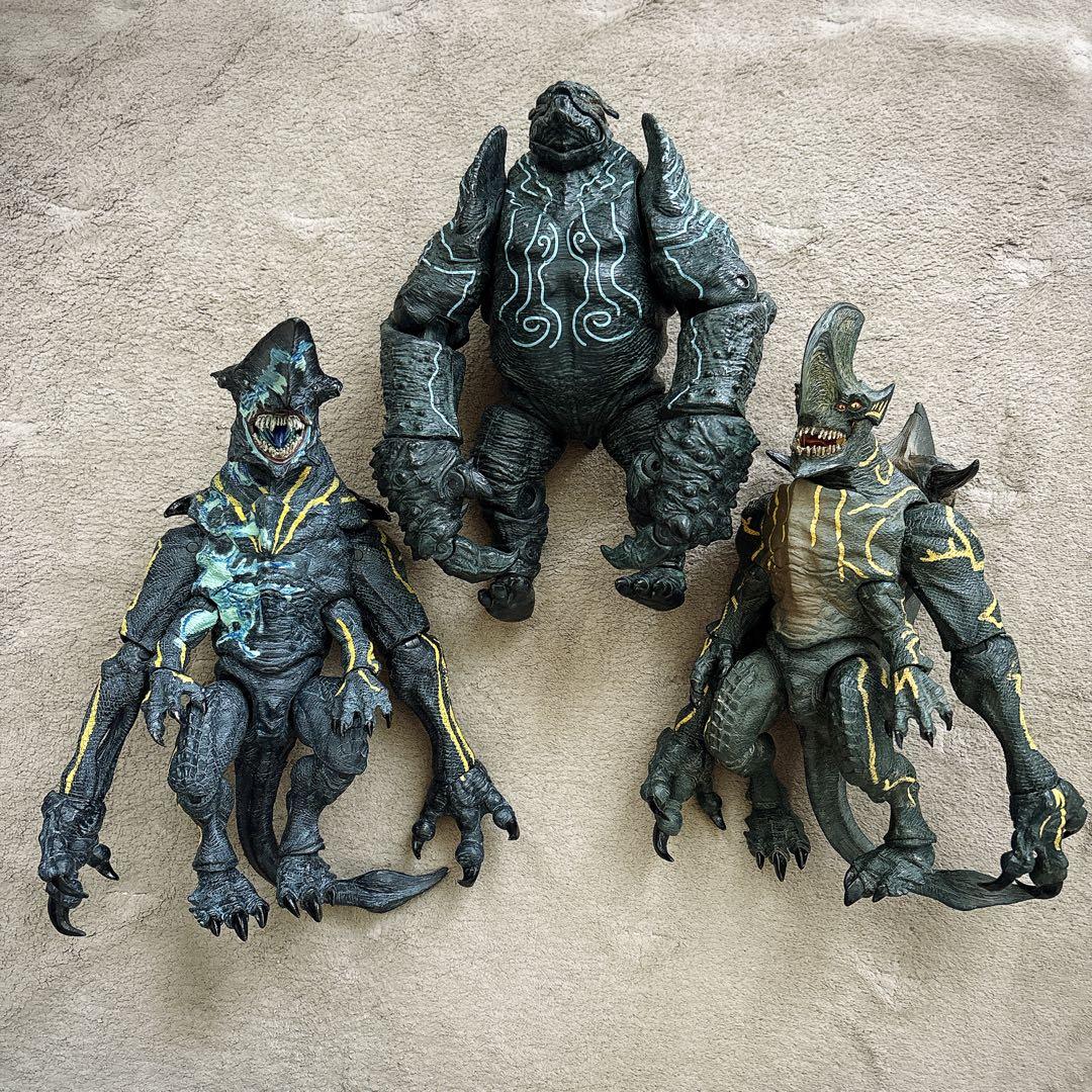 パシフィック リム　フィギュア 7体セット