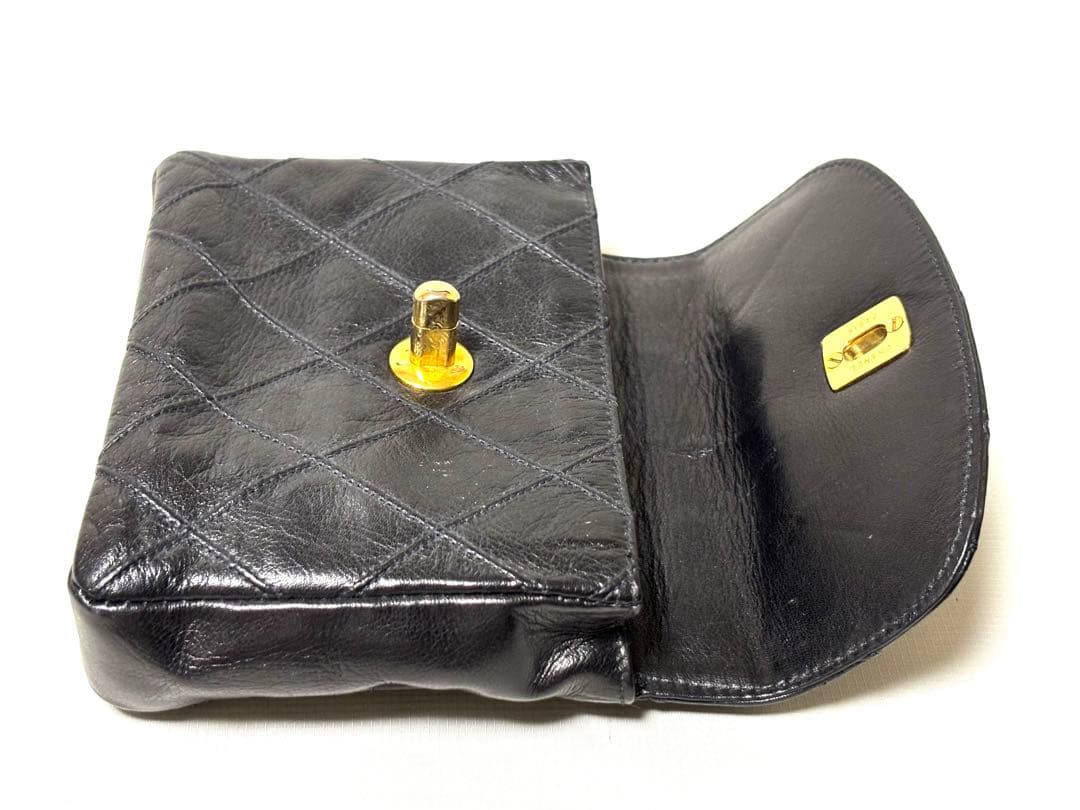 CHANELシャネルマトラッセ ウエストポーチ ベルト無し