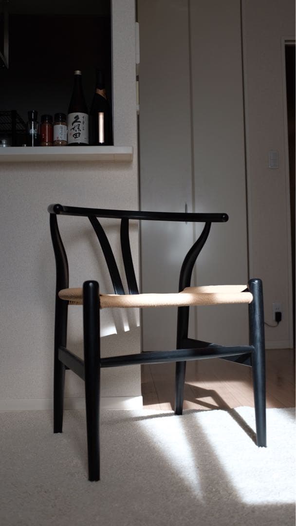 ワイチェアリプロダクト黒　CH24