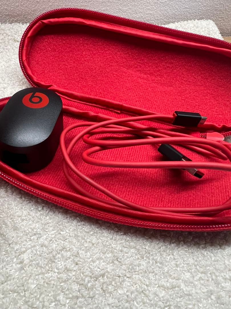 超希少品！beats pill 2.0 Bluetoothスピーカー とスタンド
