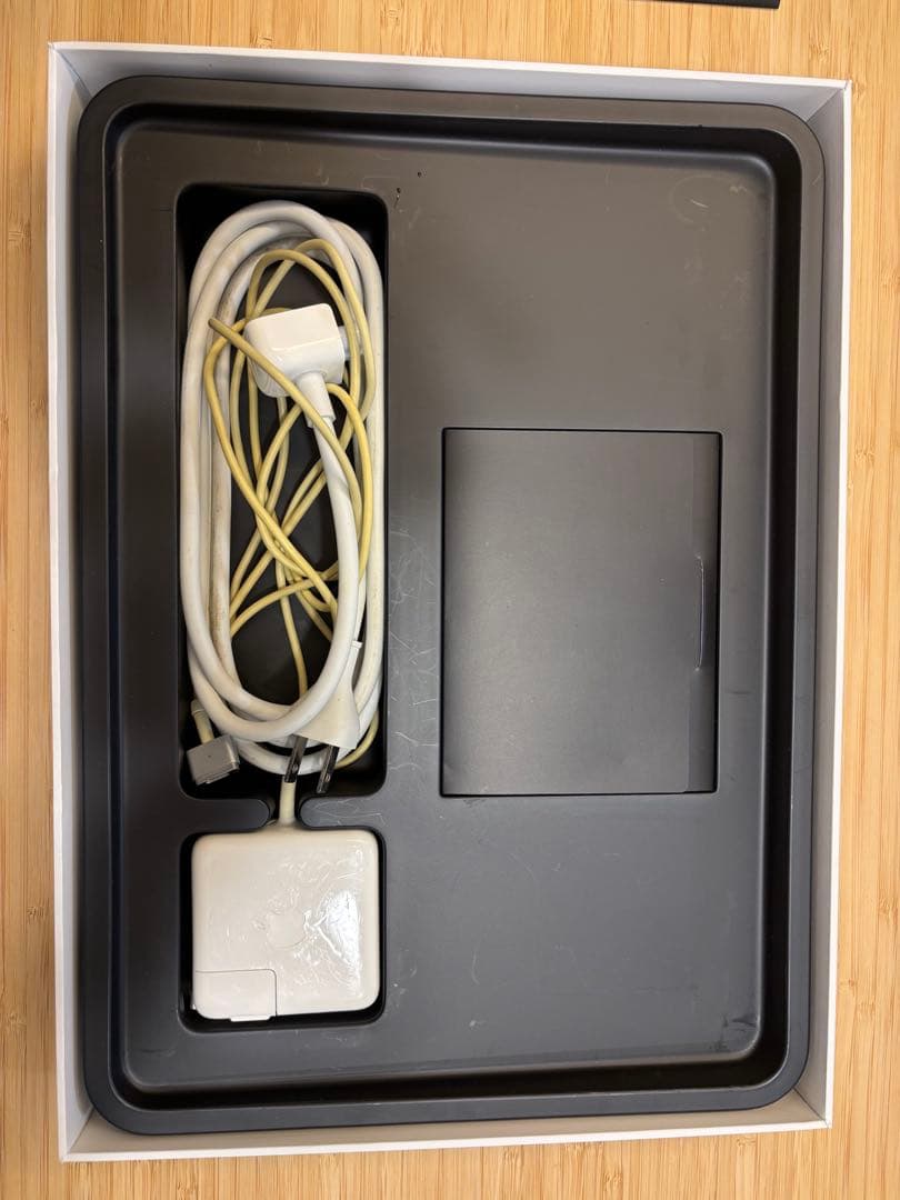 Macbook Air 13インチ　A1466 Core i5 メモリ8GB