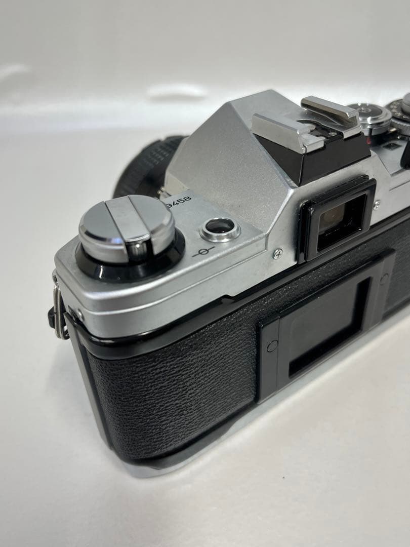 Canon キャノン　AE−1 本体のみ フィルムカメラ　レンズ