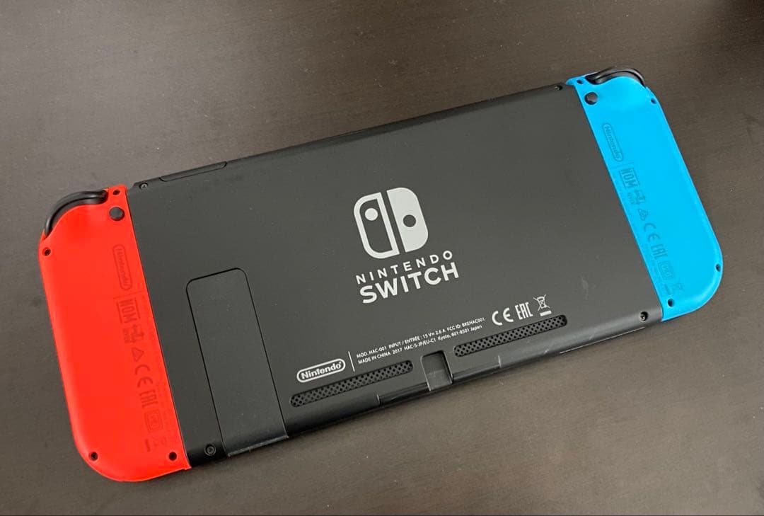 Nintendo Switch 本体 ＋画面保護フィルム貼付済み