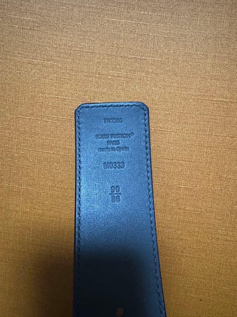 LVロゴバックル レザーベルト ブラック