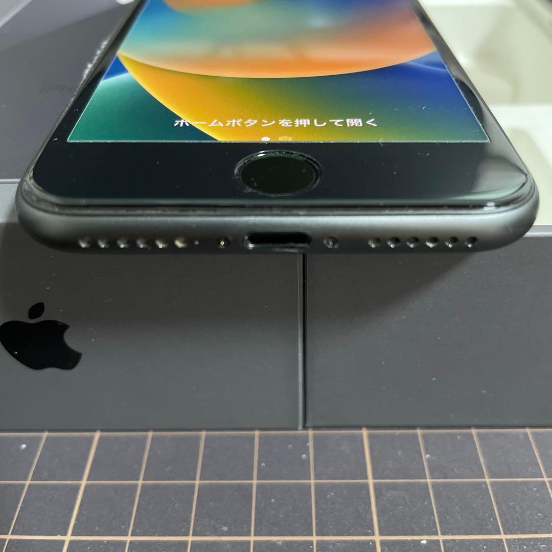 iPhone 8 64GB SIMフリー スペースグレイ バッテリー76%