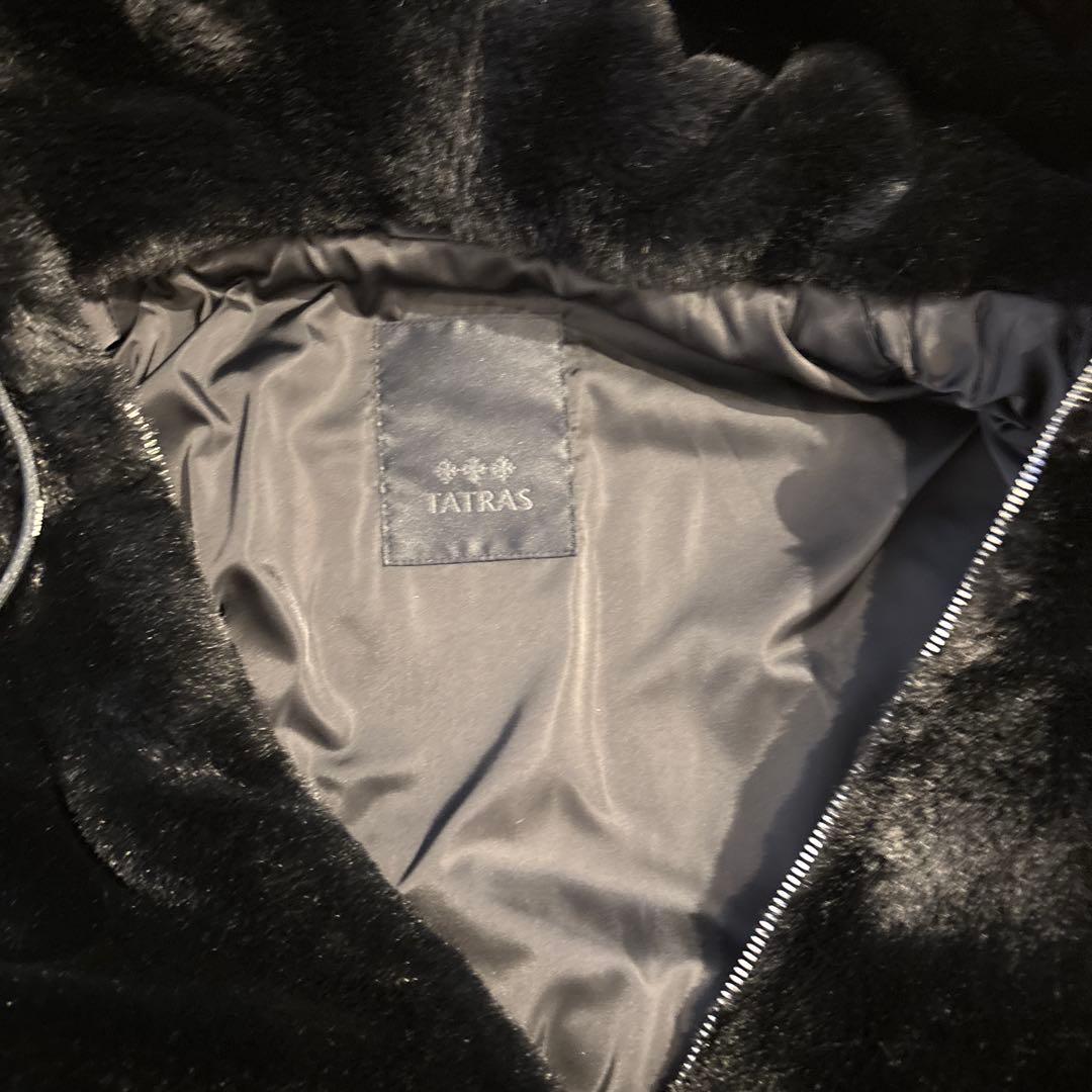 nao1120 TATRAS フード付き黒ファーコート