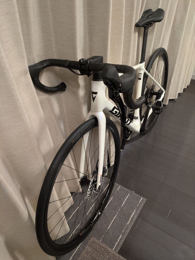 ジャイアント GIANT TCR Advanced 2 KOM 2025モデル