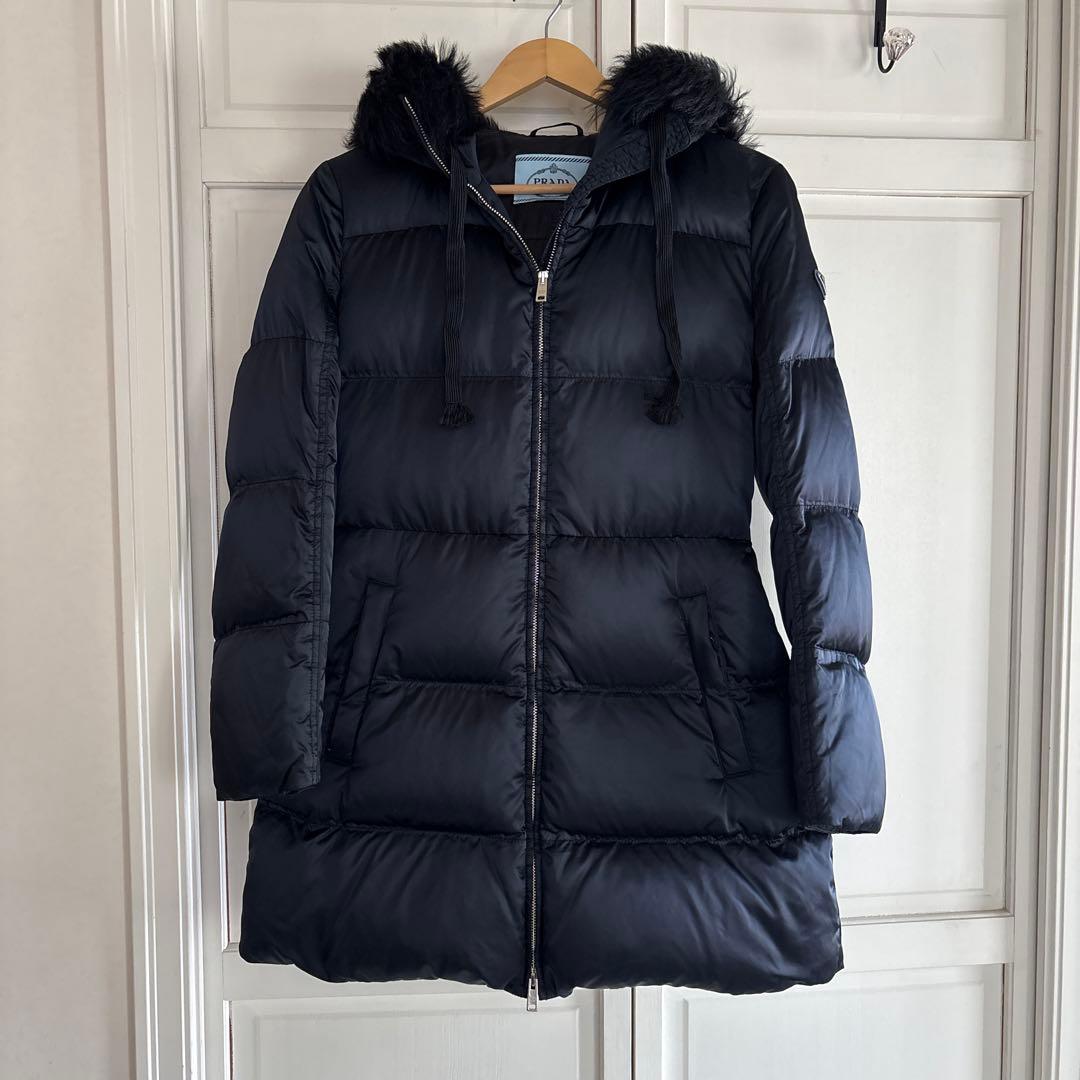 PRADA フード付きダウンジャケット