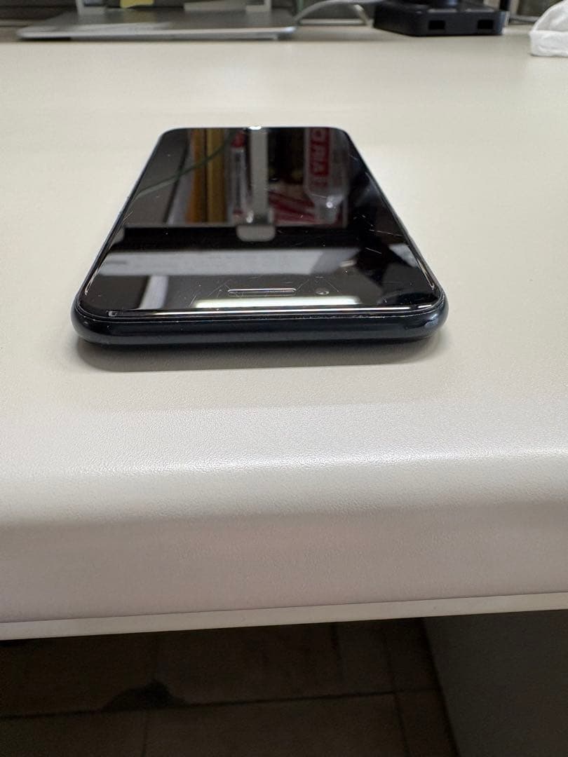 iPhone SE(第３世代) 128GB ミッドナイトブラック 本体