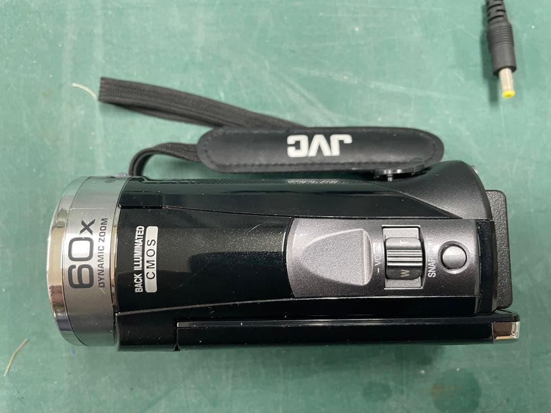 JVC フルHDビデオカメラ GZ-E880